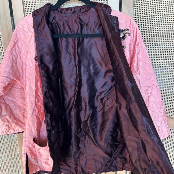 Vintage oriental pink quilted dragon jacket with embroidery - Picture 5 of 6